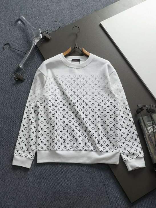 Picture of LV Sweatshirt _SKULVS-XLxetr10934220